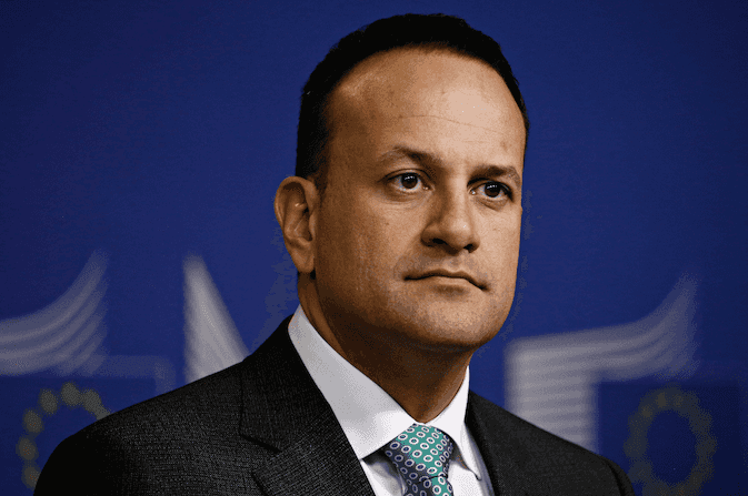 Varadkar tells Dublin comedian he’ll ‘resist temptation to swing digs for now’ Varadkar tells Dublin comedian he’ll ‘resist temptation to swing digs for now’