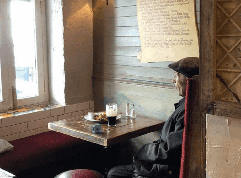 Dublin chef says viral photo of elderly gent sitting alone highlights importance of good bar staff Dublin chef says viral photo of elderly gent sitting alone highlights importance of good bar staff