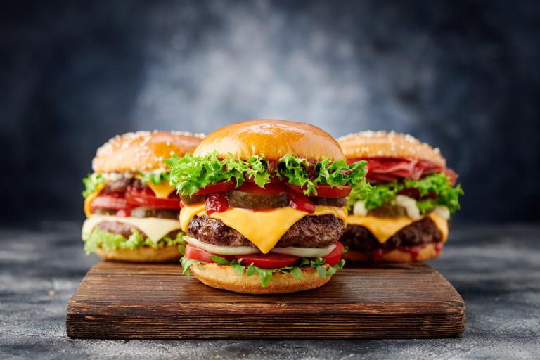 Want to WIN a €1,500 holiday voucher? Heinz Tomato Ketchup want to see you sharing your best homemade burger! Want to WIN a €1,500 holiday voucher? Heinz Tomato Ketchup want to see you sharing your best homemade burger!