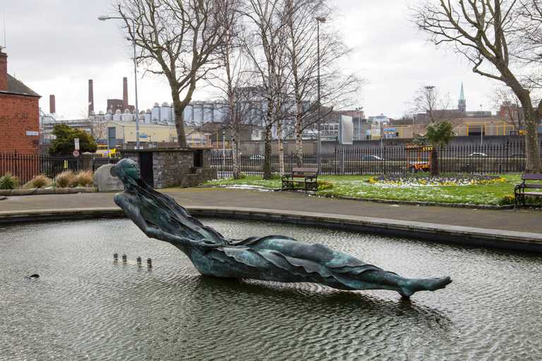 Have you noticed The Floozy in the Jacuzzi in Croppies Memorial Park? Have you noticed The Floozy in the Jacuzzi in Croppies Memorial Park?